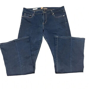 EUC Kut from the Kloth Ali Fit and Flare dark wash denim. Size 10.